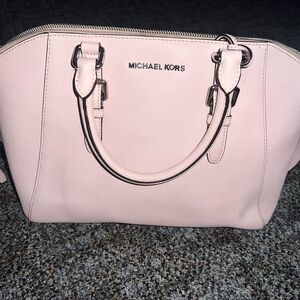 michael kors pink bag